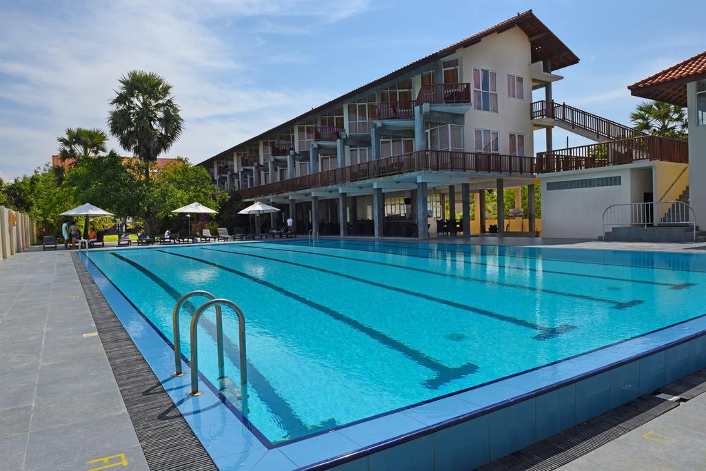 โรงแรมมารีนา ปาซิคูดาห์ บีช Passikudah ภายนอก รูปภาพ